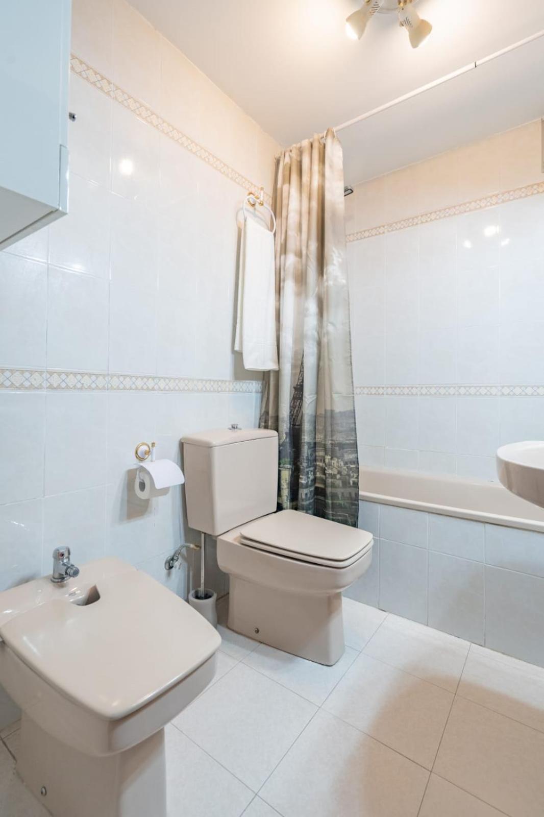 Apartment Monfort Valenza Esterno foto